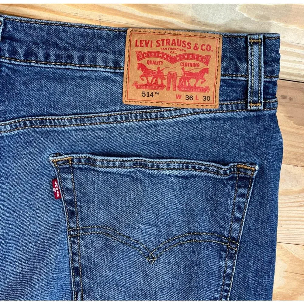 Levi's 514 Jeans Men's 36x30 Blue Medium Wash Slim Straight Leg Jeans EUC